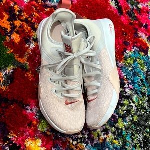 Women’s Nike Elite Shoes